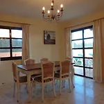 Casa Miel Κοραλέχο